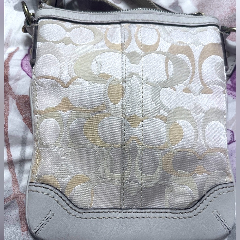 COACH CROSS BODY BAG